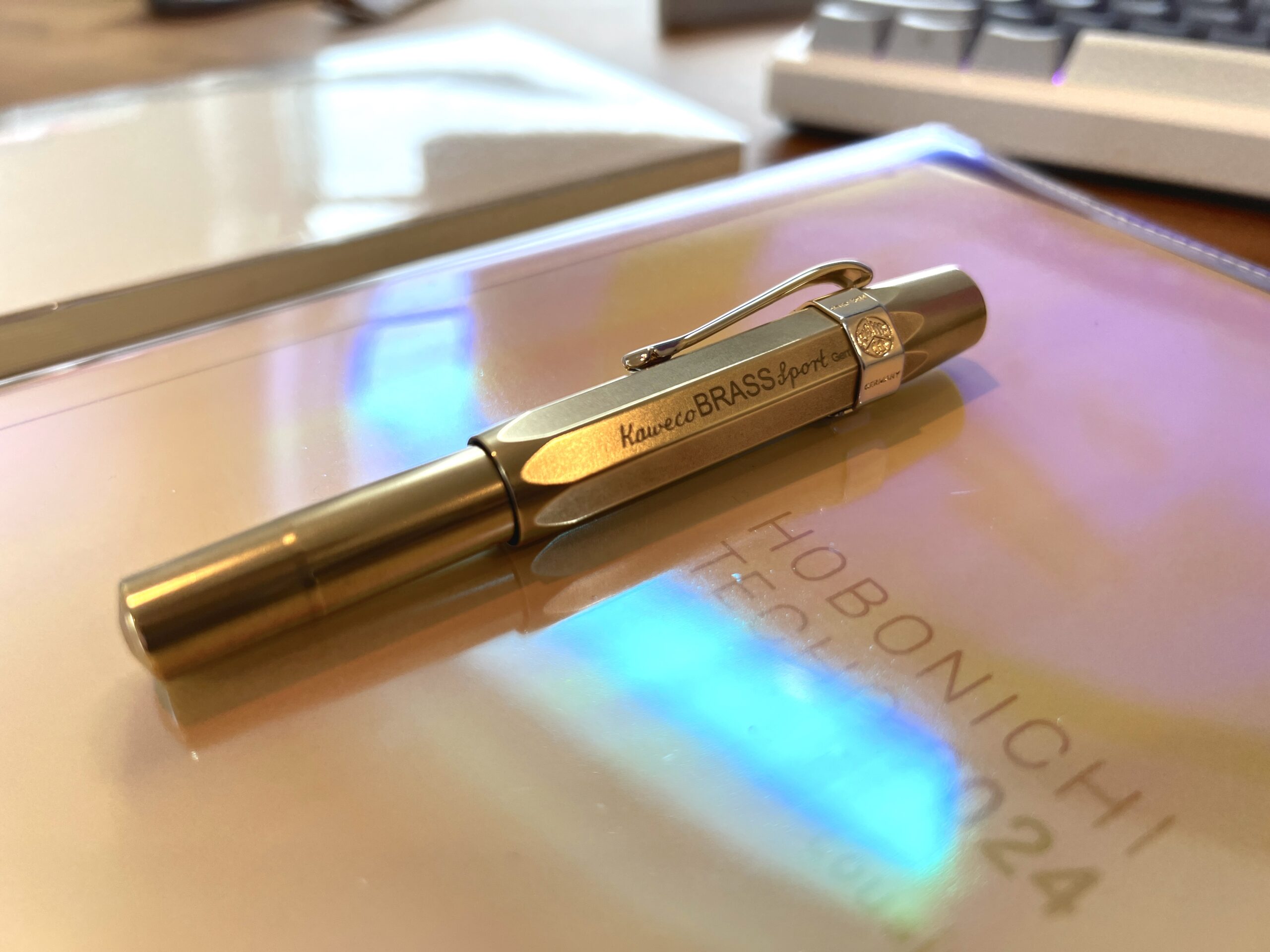Might in Weight: The Kaweco Brass Sport Broad Nib’s Bold Statement